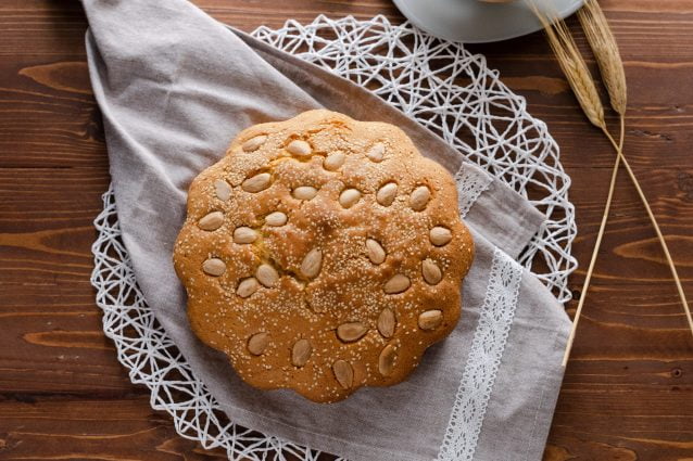 torta-vasilopita-still-life-2-638x425-jpg