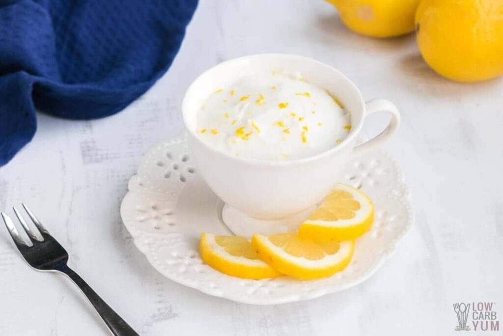 frosted-lemon-mug-cake