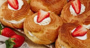Zeppole panna e fragole: la ricetta al forno con golosa farcitura