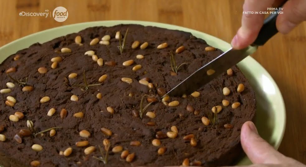 “Fatto in casa per voi”: castagnaccio al cioccolato di Benedetta Rossi