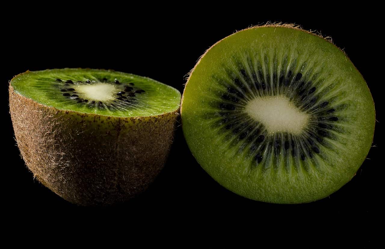 Cosa succede a chi mangia kiwi con colesterolo alto