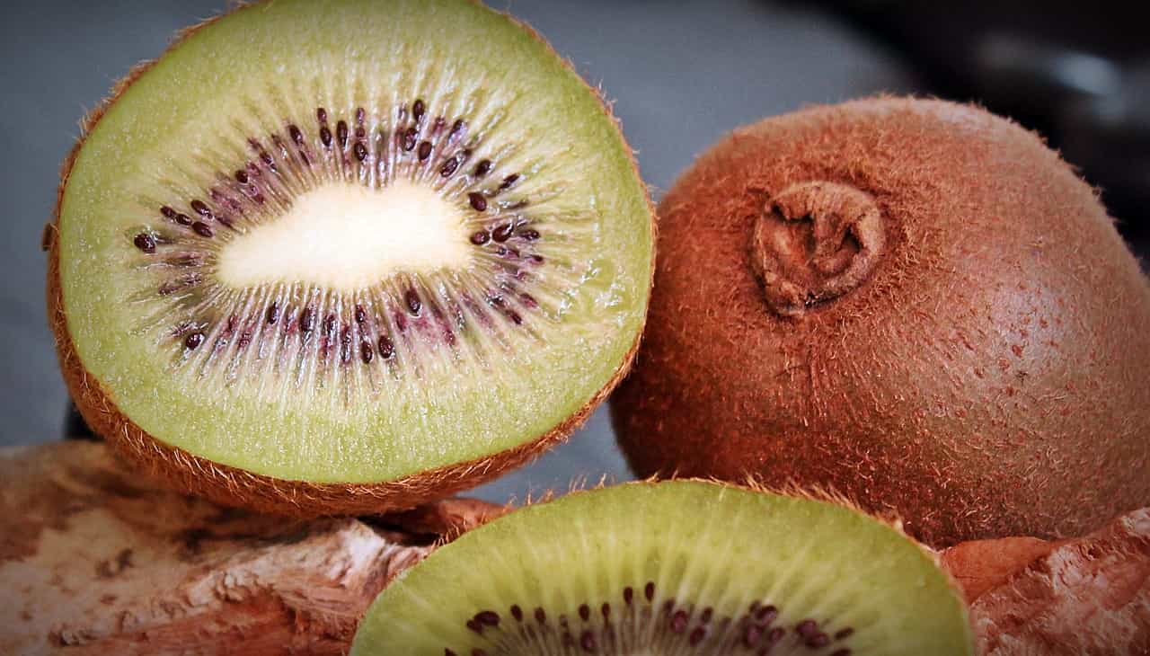 Cosa succede a chi mangia Kiwi tutti i giorni con la glicemia alta? Incredibile