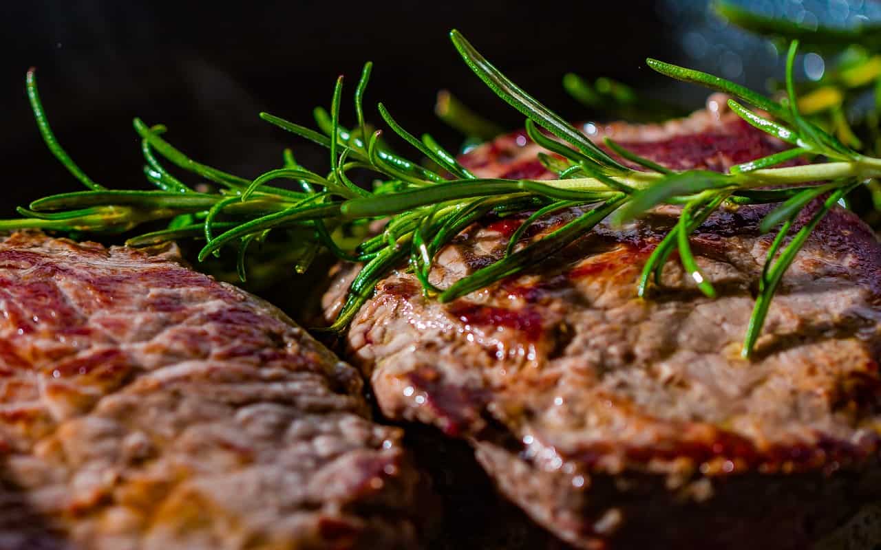 Cosa mangiare al posto della carne con il colesterolo alto