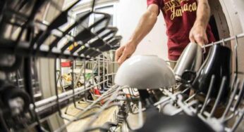 Come pulire la lavastoviglie per farla durare più a lungo