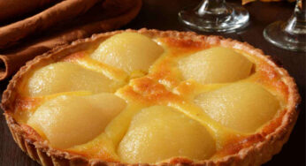 Crostata di pere irresistibile: una delizia cremosa che si scioglie in bocca! Scopri la mia ricetta infallibile.