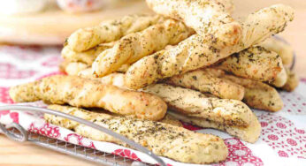 Scopri i deliziosi grissini al cacio e pepe: una ricetta imperdibile che conquisterà il tuo palato!