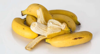 Effetti sorprendenti delle banane a cena per chi ha colesterolo e glicemia alti