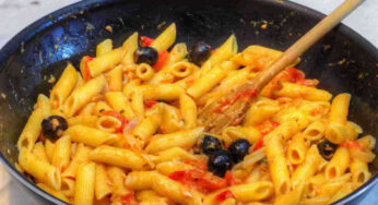 Scopri una pasta al tonno irresistibile: 350 kcal di puro gusto per tutti i giorni!