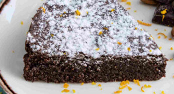 Scopri la torta caprese con noci: un dolce irresistibile che ti farà venire voglia di un bis!